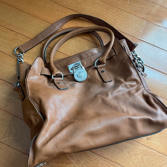 Michael Kors Large Hamilton Brown Leather Tote - Picture 3 of 5